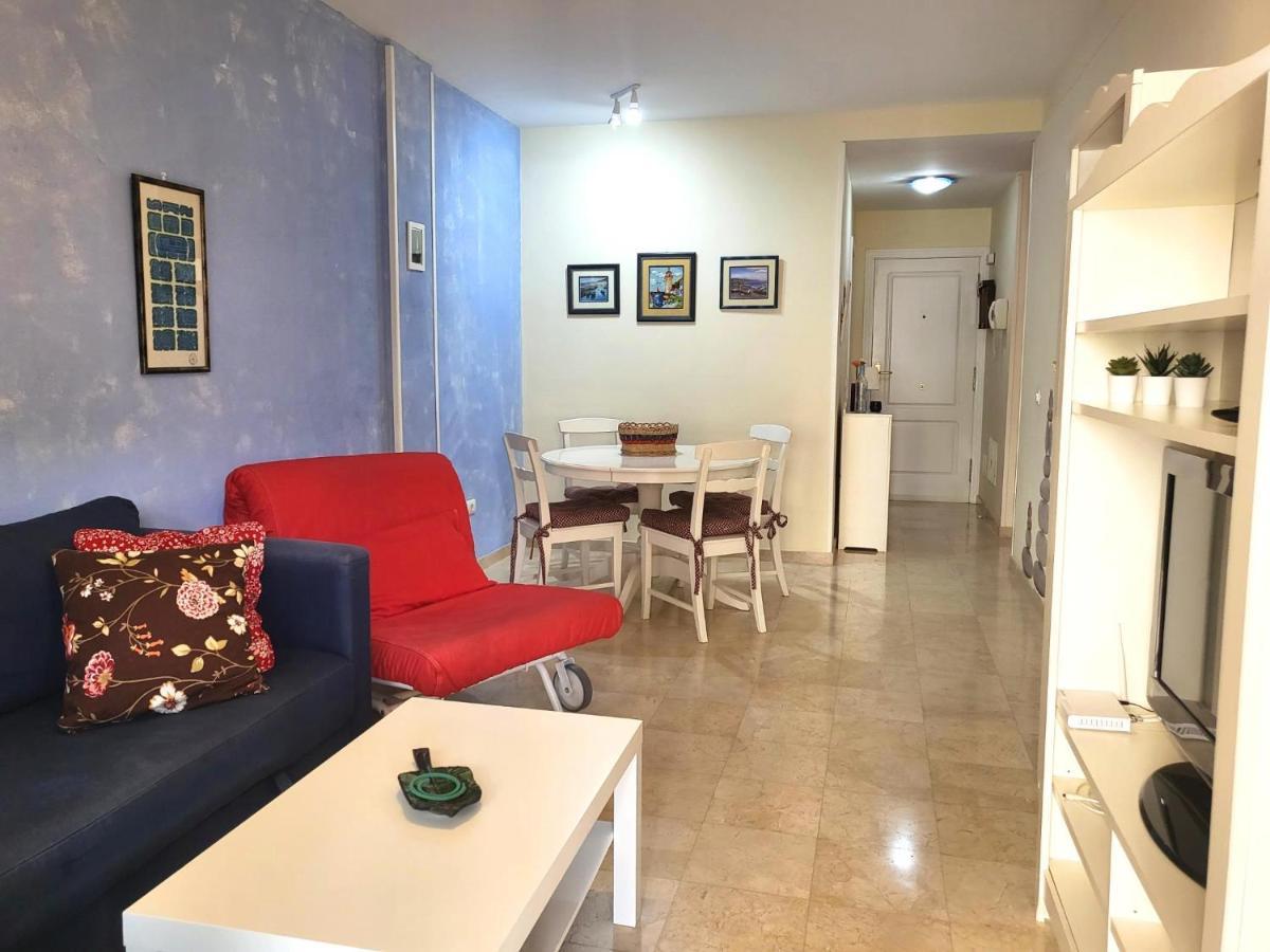 Oasis Palm Mar By Helloapartments Екстериор снимка