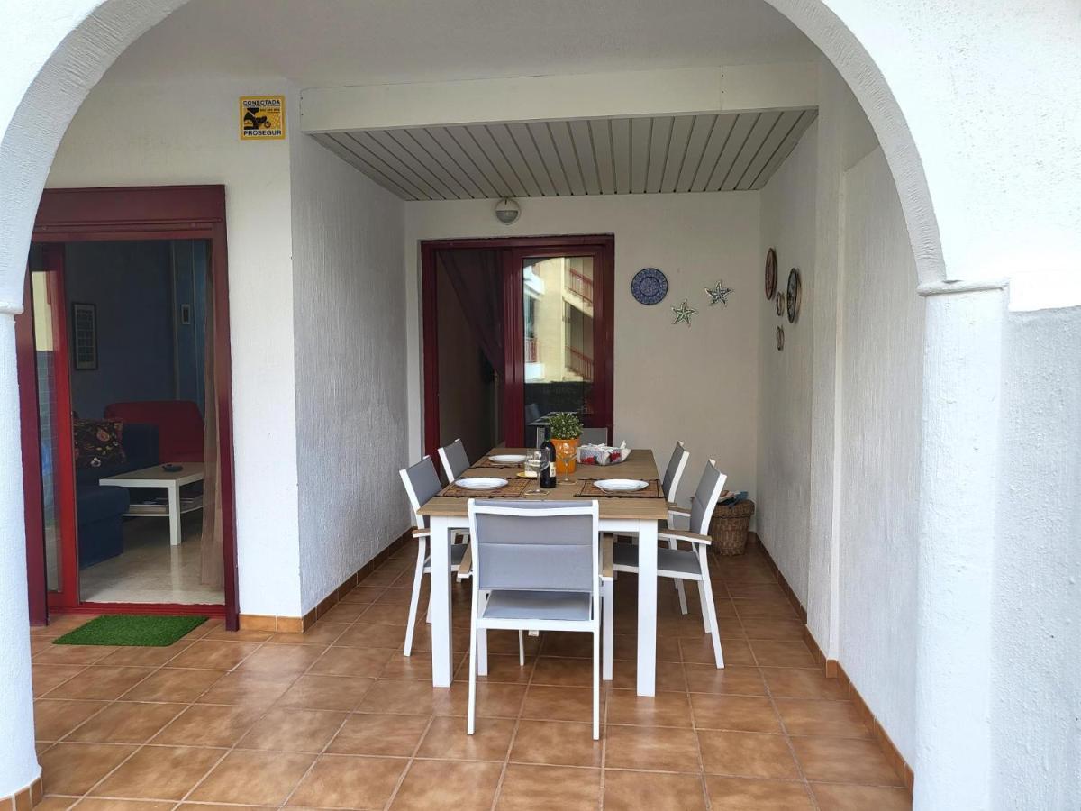 Oasis Palm Mar By Helloapartments Екстериор снимка