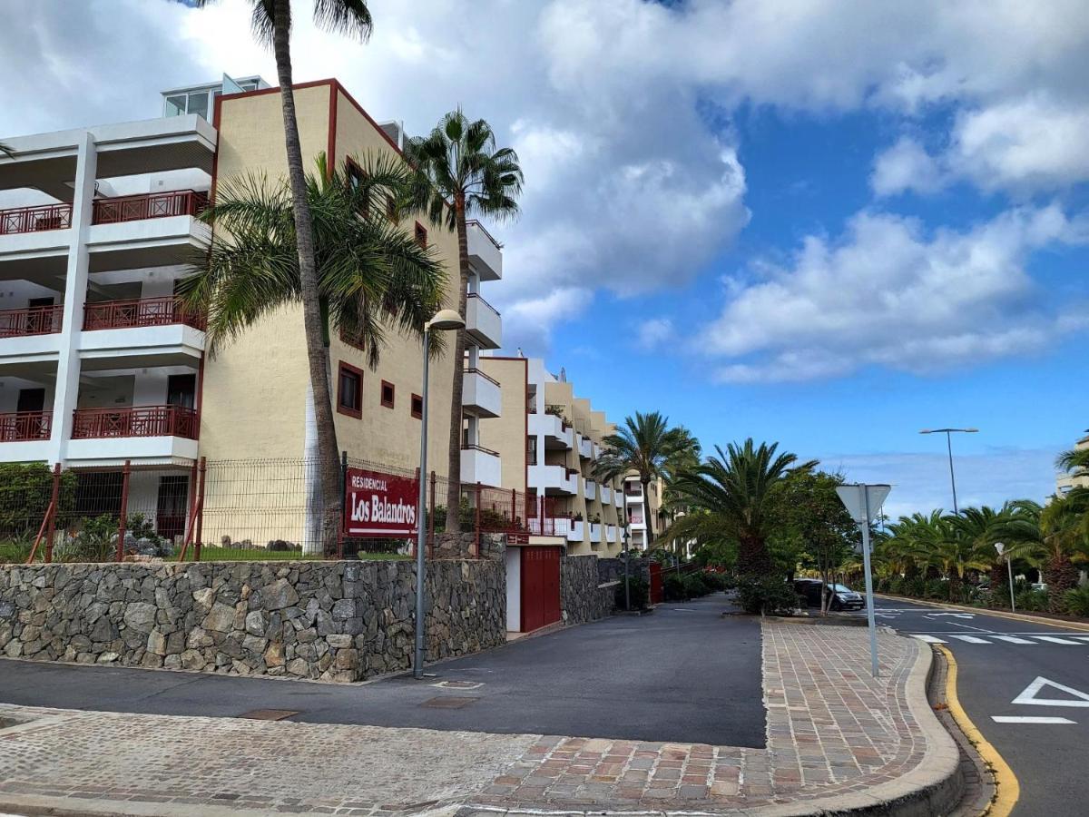 Oasis Palm Mar By Helloapartments Екстериор снимка
