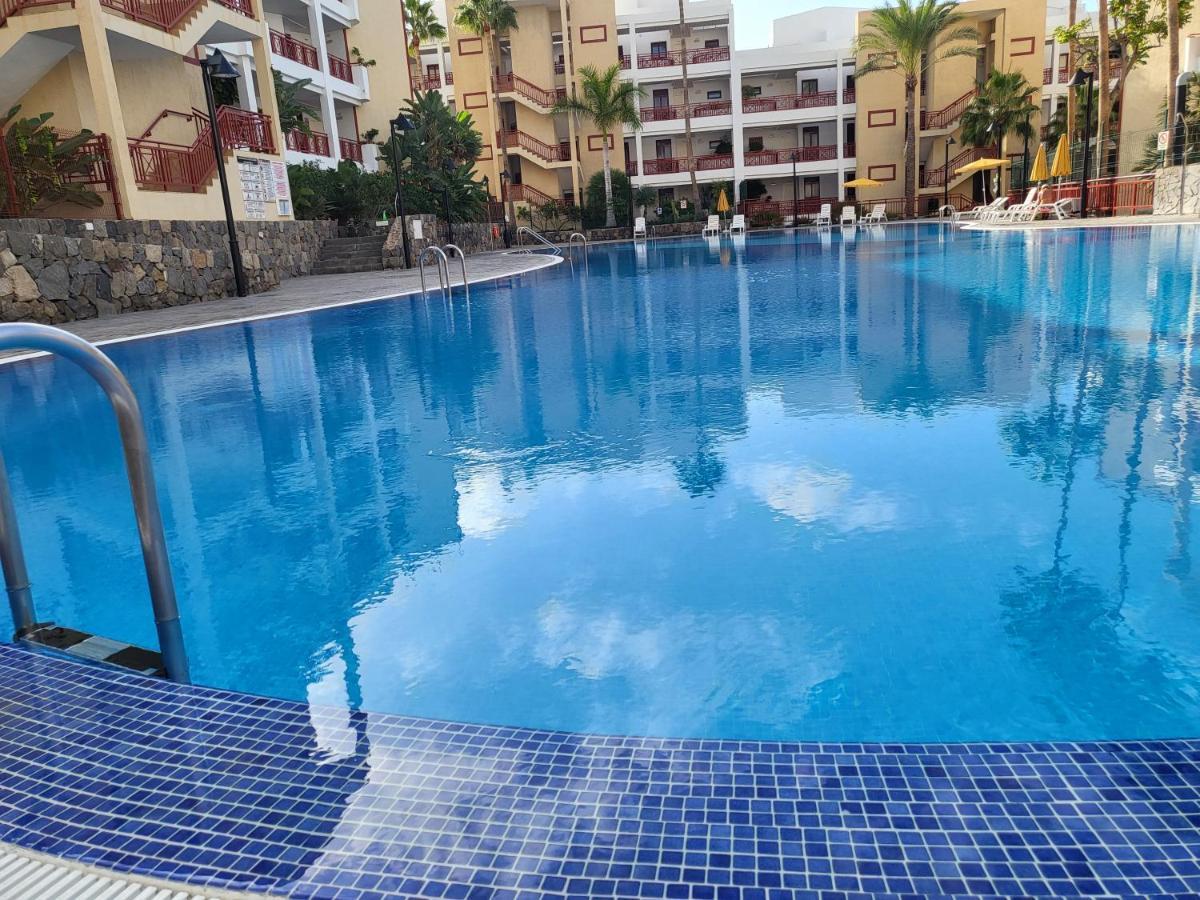 Oasis Palm Mar By Helloapartments Екстериор снимка