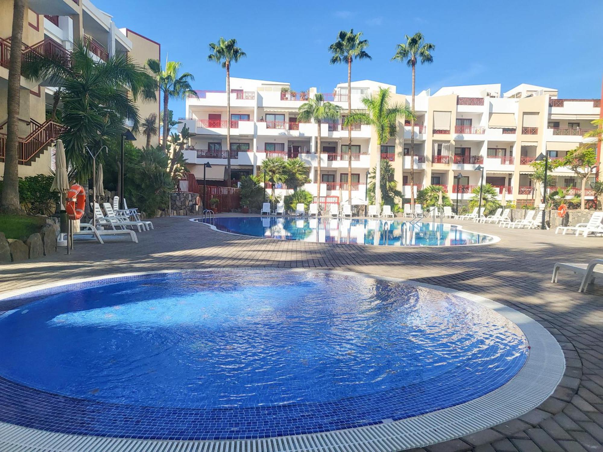 Oasis Palm Mar By Helloapartments Екстериор снимка