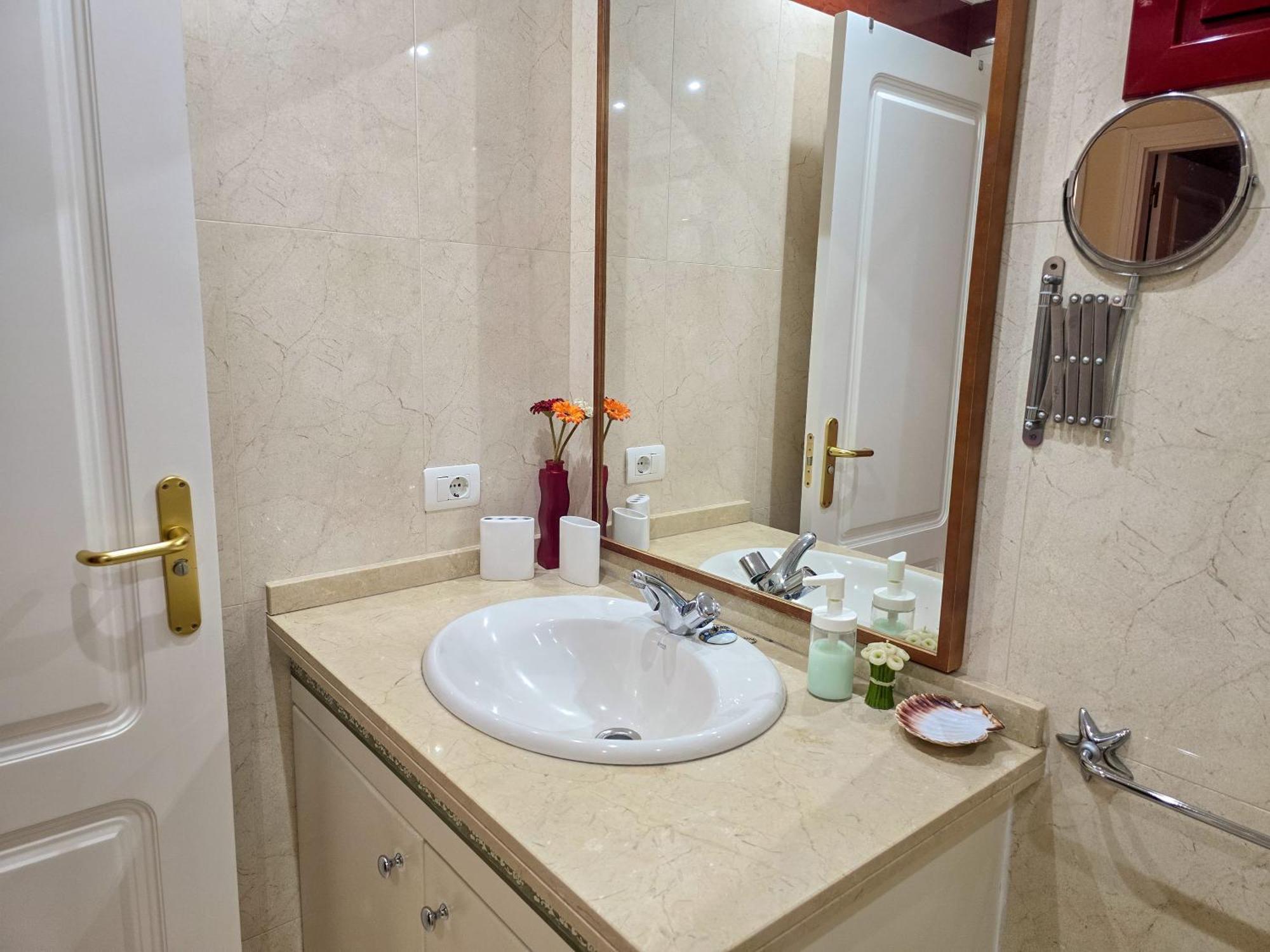 Oasis Palm Mar By Helloapartments Екстериор снимка
